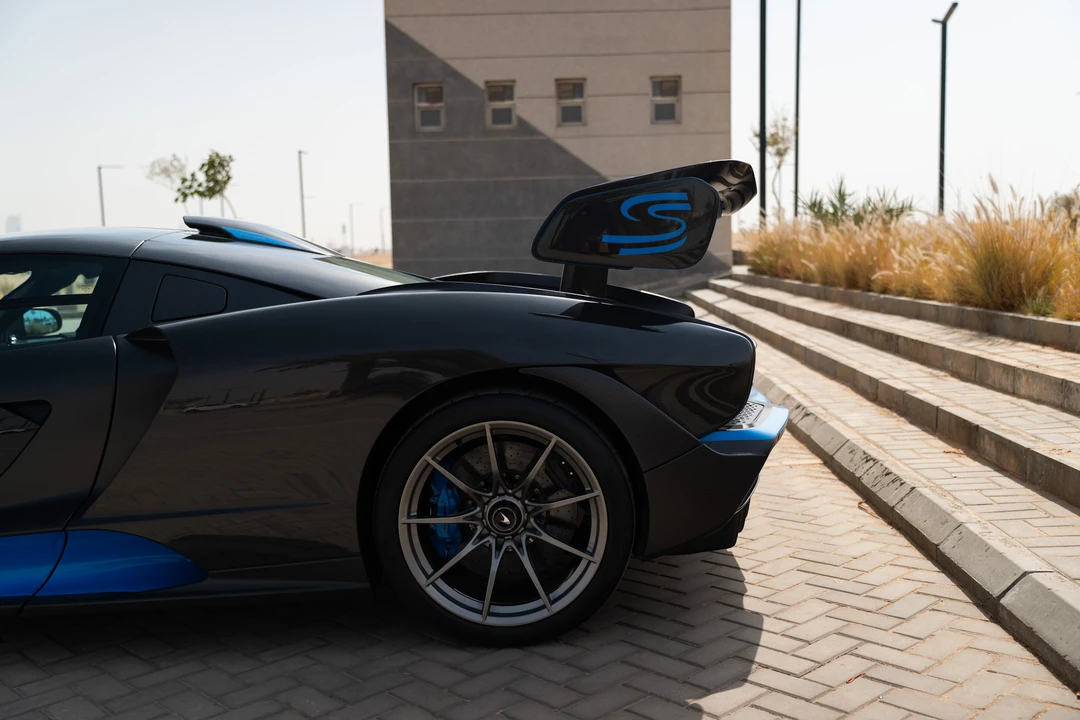 2019 McLaren Senna - Image 14 of 31
