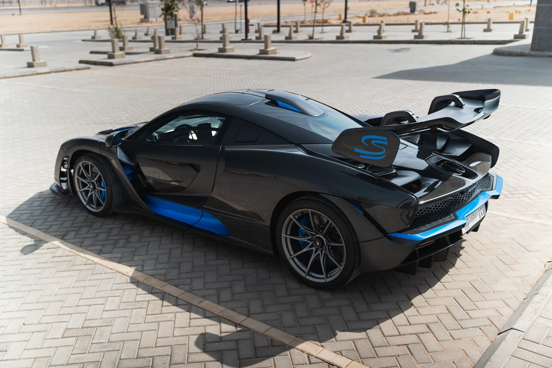 2019 McLaren Senna - Image 16 of 31