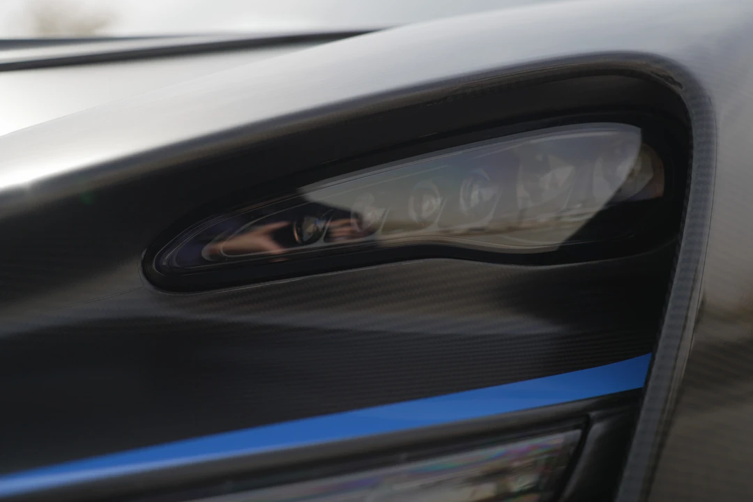 2019 McLaren Senna - Image 21 of 31