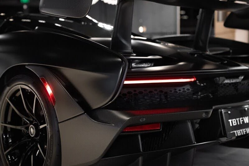 2019 McLaren Senna - Image 24 of 31