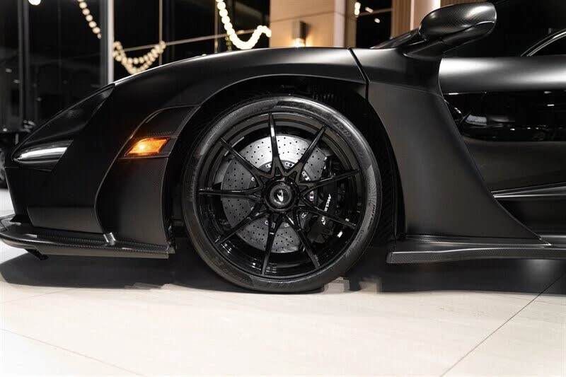 2019 McLaren Senna - Image 13 of 31
