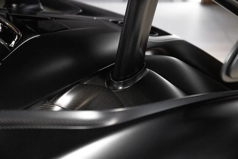 2019 McLaren Senna - Image 22 of 31