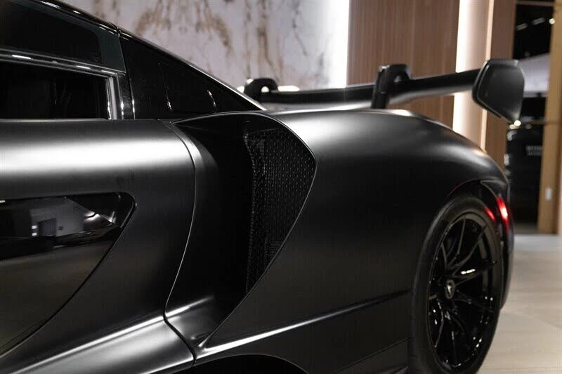 2019 McLaren Senna - Image 17 of 31