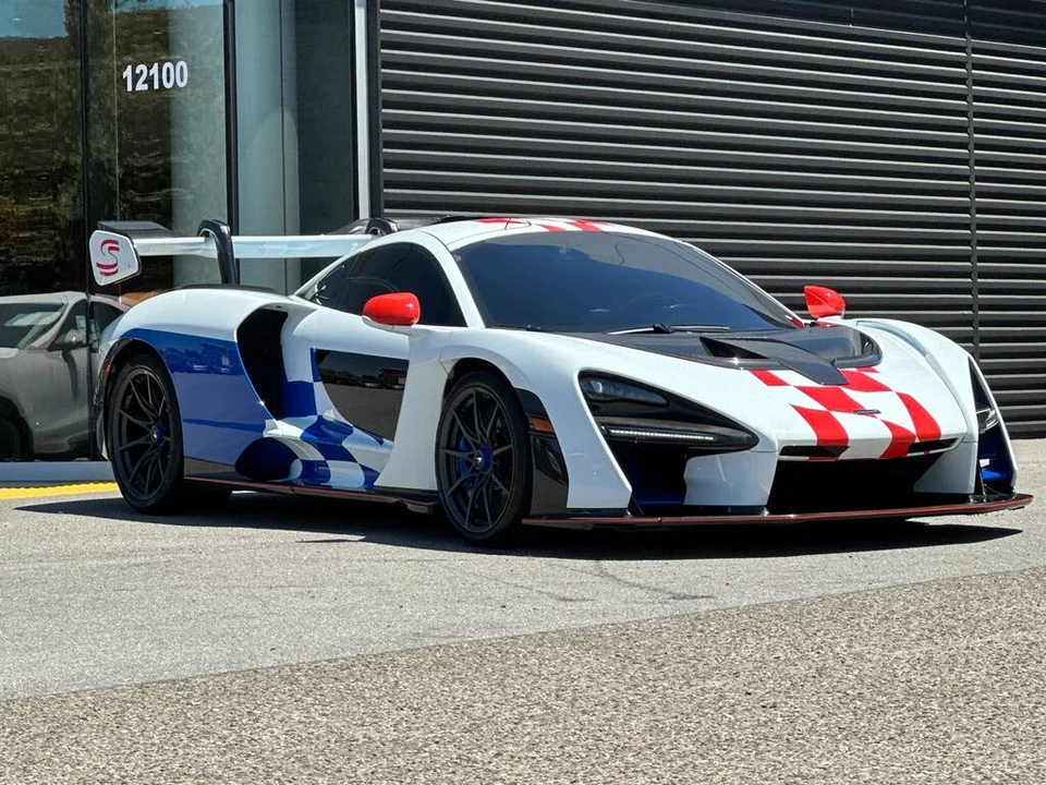 2019 McLaren Senna - Image 10 of 31