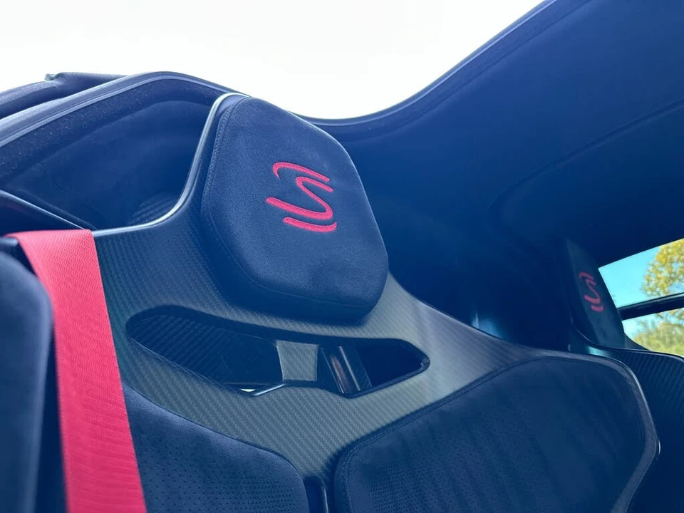2019 McLaren Senna - Image 16 of 31