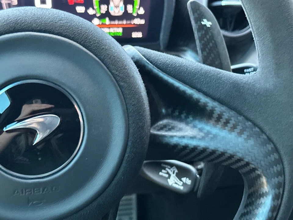 2019 McLaren Senna - Image 29 of 31