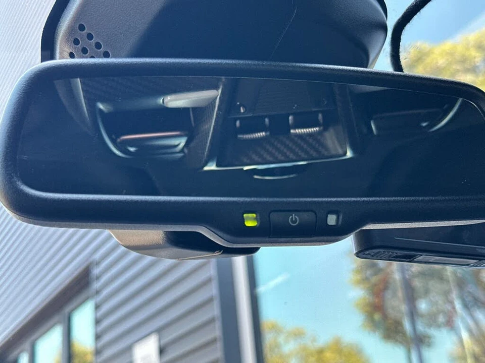 2019 McLaren Senna - Image 19 of 31
