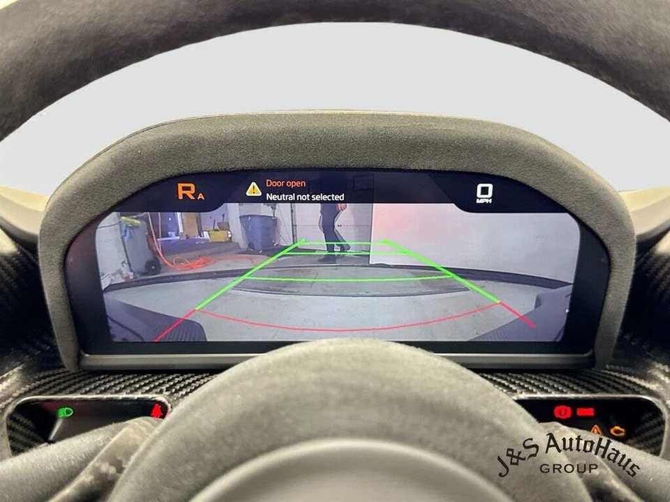 2019 McLaren Senna - Image 20 of 31