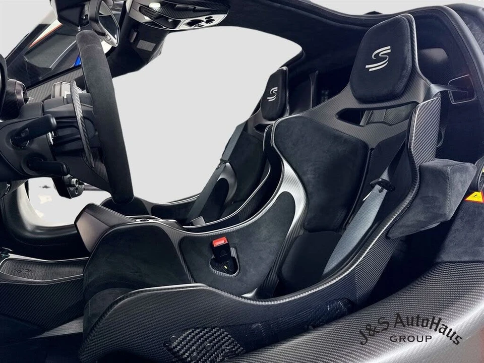 2019 McLaren Senna - Image 11 of 31