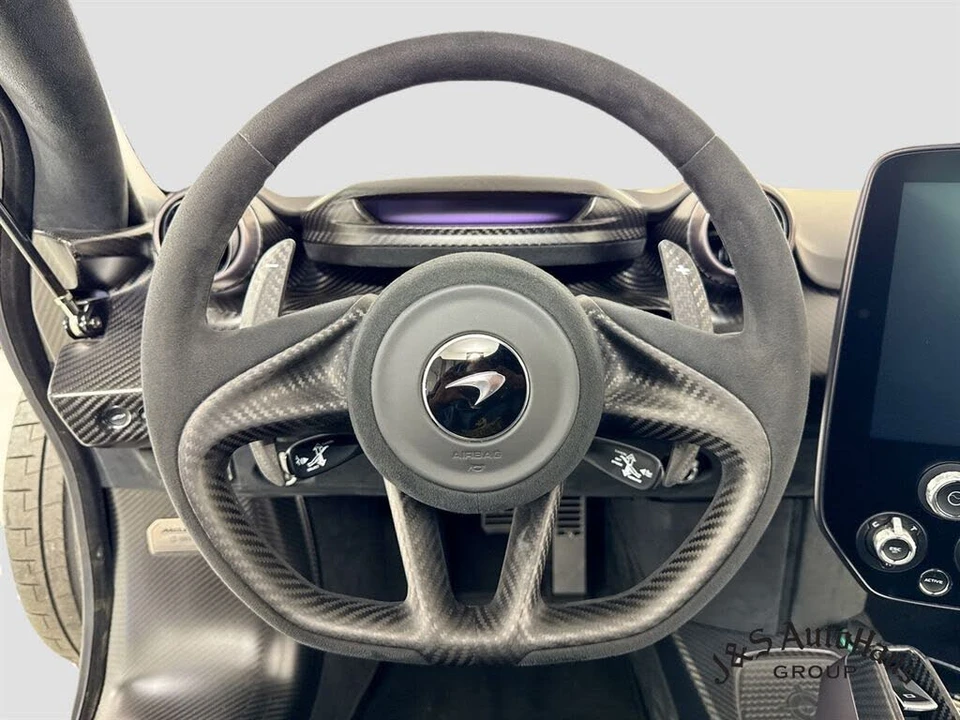 2019 McLaren Senna - Image 12 of 31