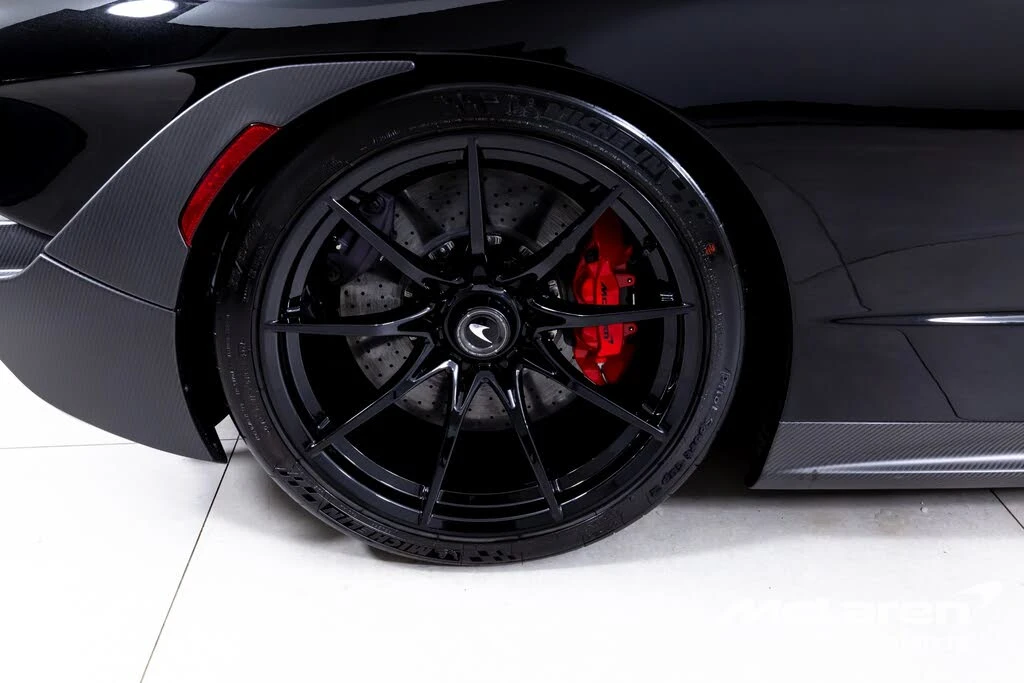 2019 McLaren Senna - Image 30 of 31