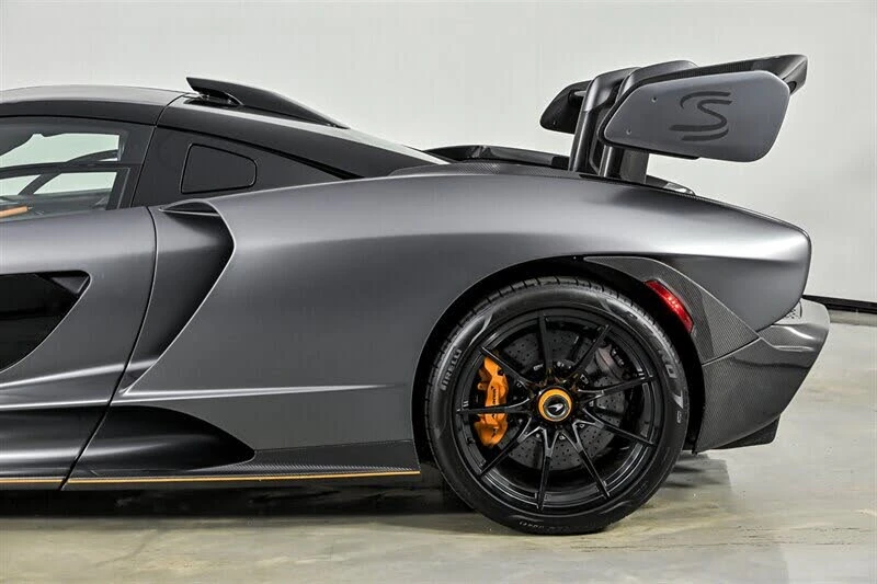 2019 McLaren Senna - Image 14 of 31