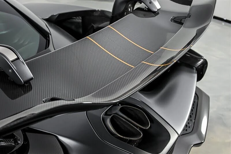 2019 McLaren Senna - Image 17 of 31