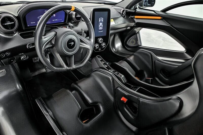 2019 McLaren Senna - Image 27 of 31
