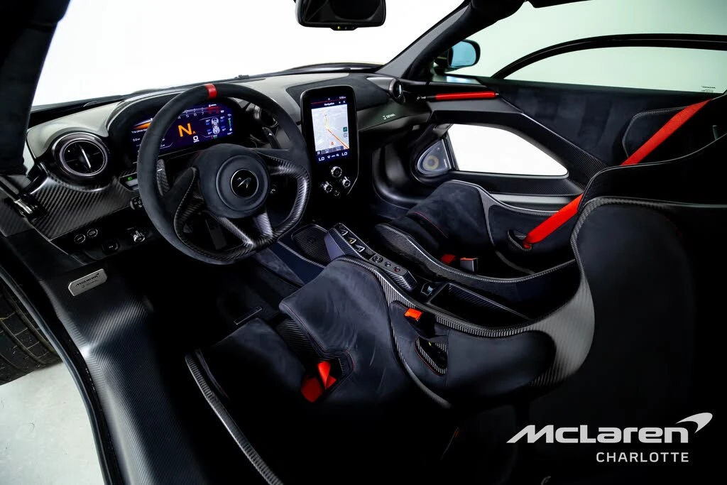 2019 McLaren Senna - Image 13 of 31