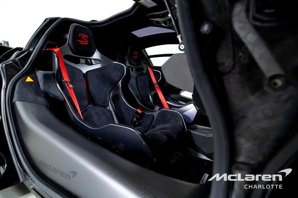 2019 McLaren Senna - Image 18 of 31
