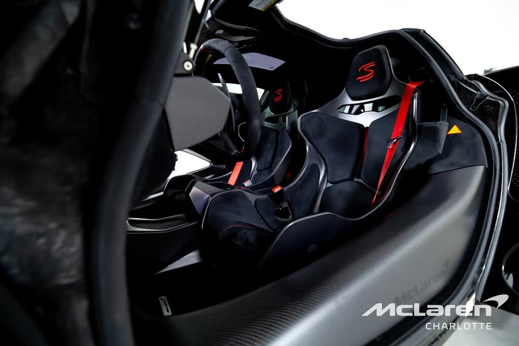 2019 McLaren Senna - Image 12 of 31