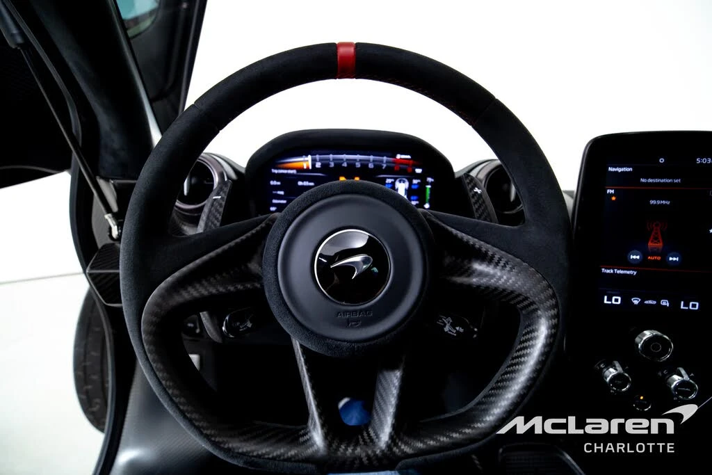 2019 McLaren Senna - Image 15 of 31