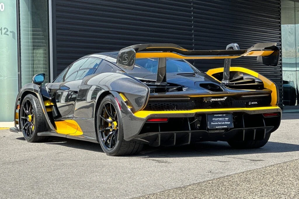 2019 McLaren Senna - Image 3 of 31
