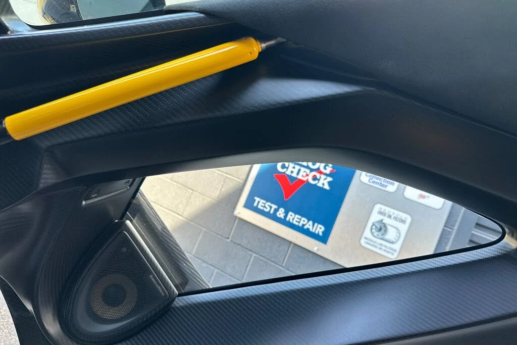 2019 McLaren Senna - Image 18 of 31