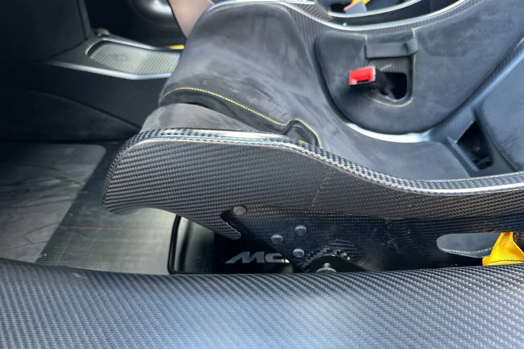 2019 McLaren Senna - Image 14 of 31