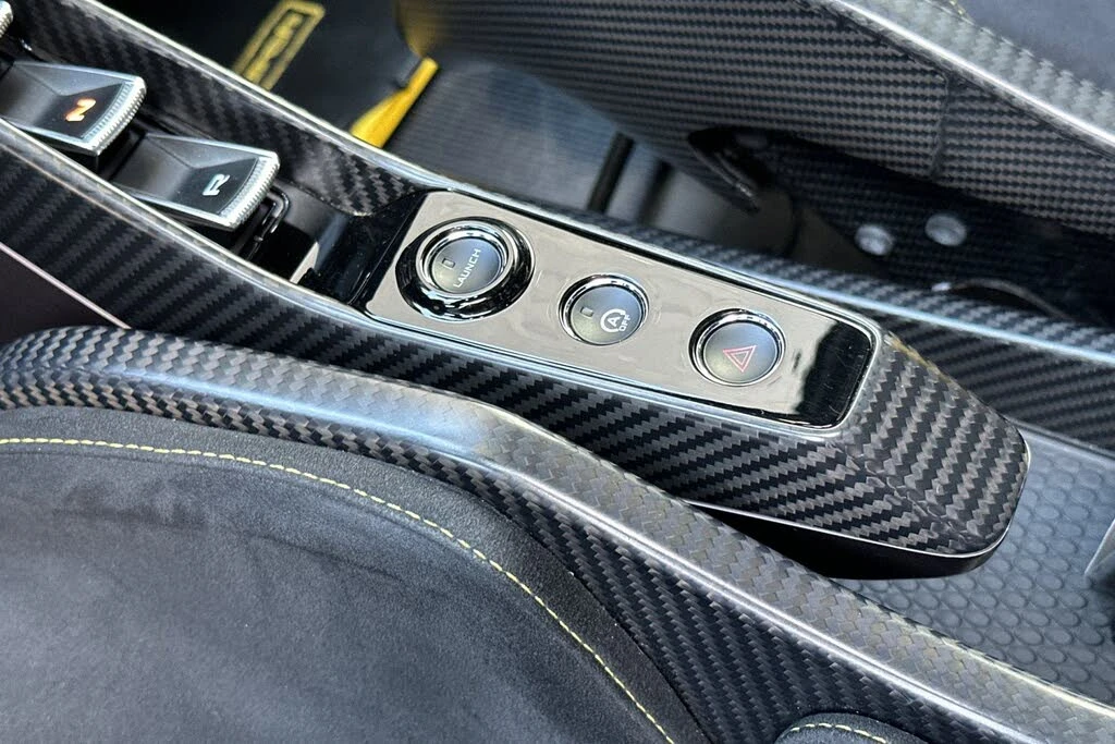 2019 McLaren Senna - Image 24 of 31