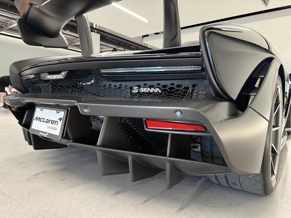 2019 McLaren Senna - Image 9 of 31