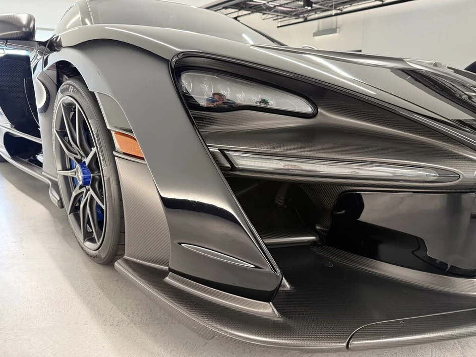 2019 McLaren Senna - Image 16 of 31