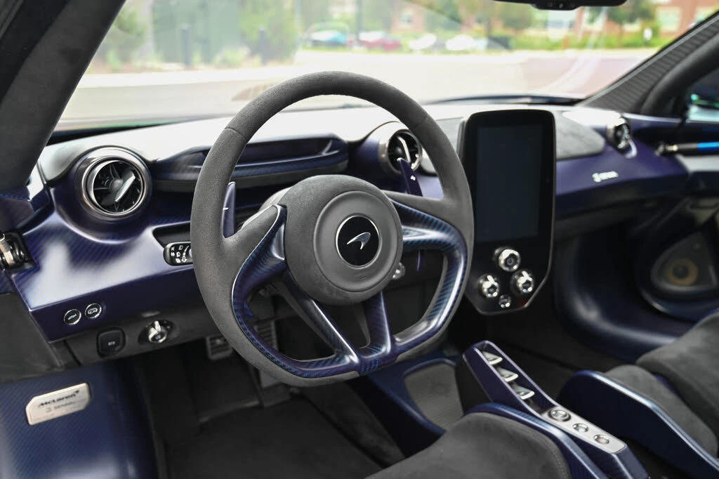 2019 McLaren Senna - Image 28 of 31