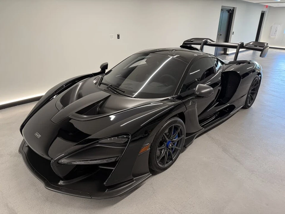 2019 McLaren Senna - Image 23 of 31