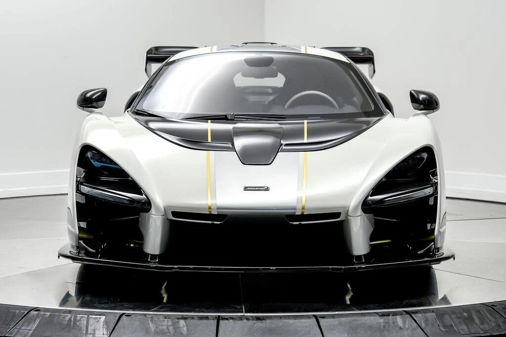2019 McLaren Senna - Image 2 of 31