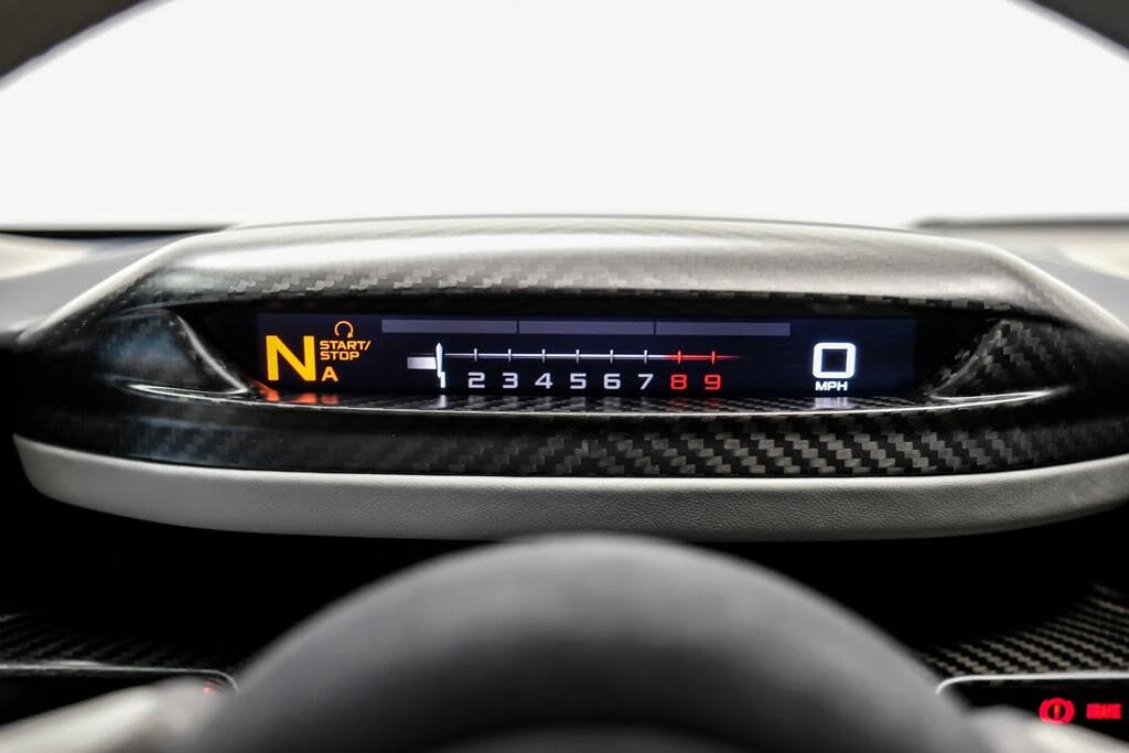 2019 McLaren Senna - Image 21 of 31