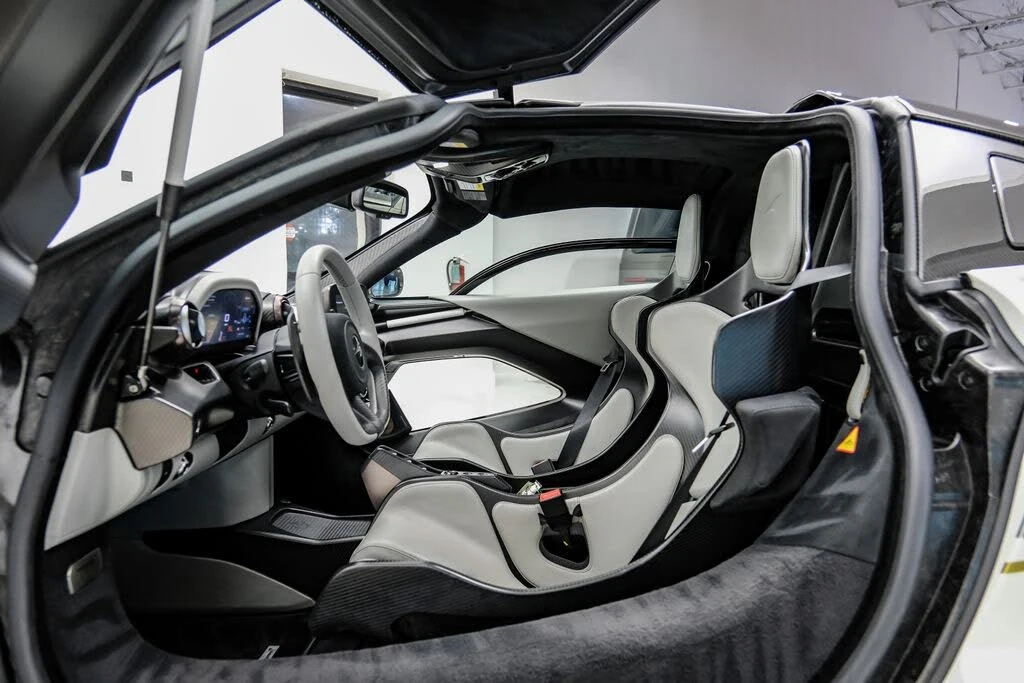 2019 McLaren Senna - Image 9 of 31