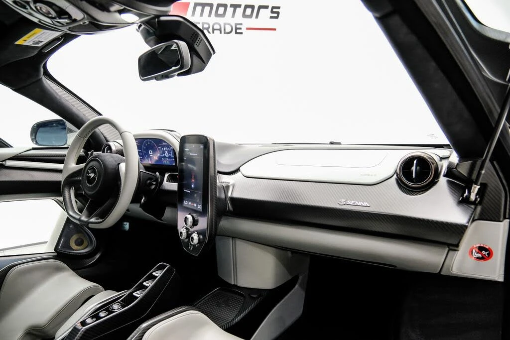 2019 McLaren Senna - Image 16 of 31