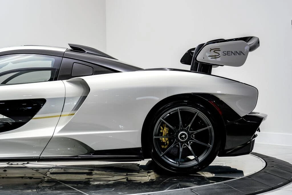 2019 McLaren Senna - Image 15 of 31