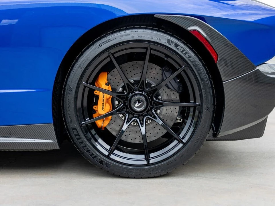 2019 McLaren Senna - Image 30 of 31