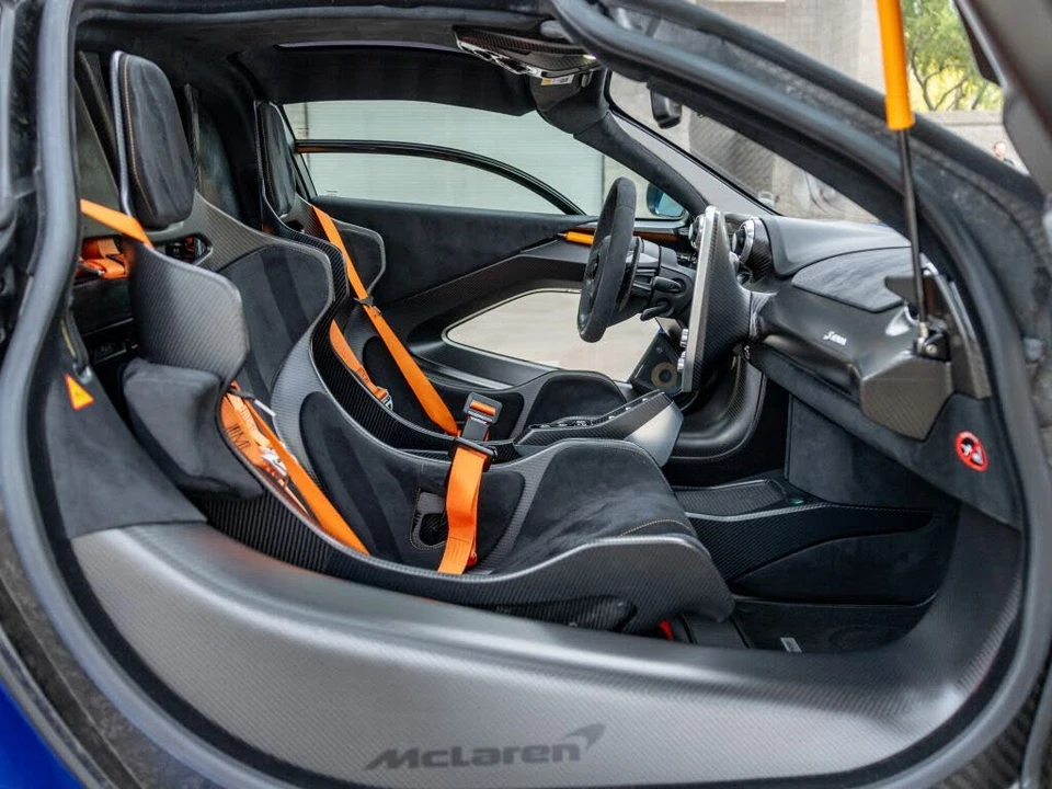 2019 McLaren Senna - Image 14 of 31