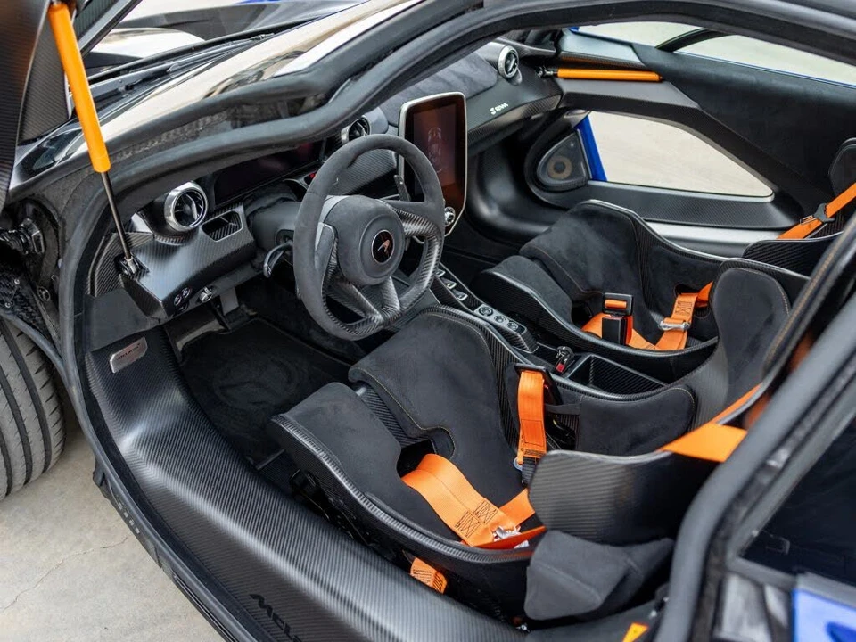 2019 McLaren Senna - Image 10 of 31