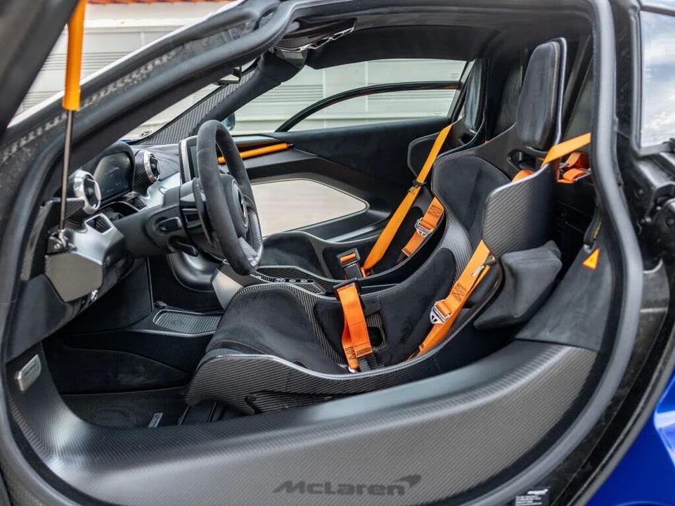 2019 McLaren Senna - Image 11 of 31