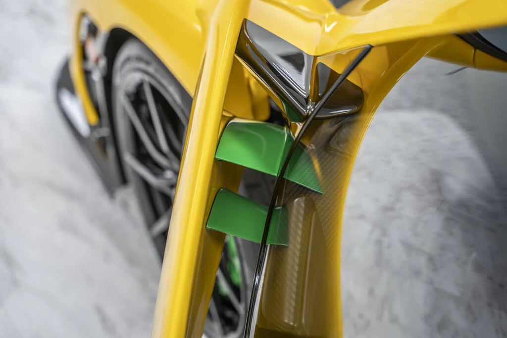 2019 McLaren Senna - Image 13 of 31