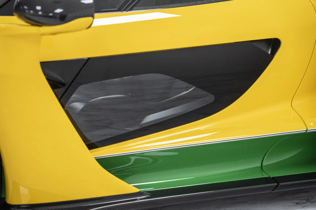 2019 McLaren Senna - Image 12 of 31