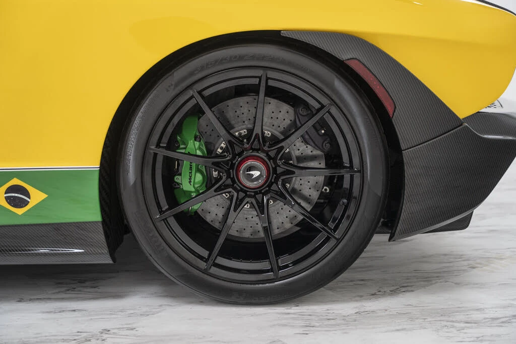 2019 McLaren Senna - Image 29 of 31