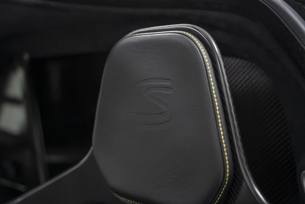 2019 McLaren Senna - Image 31 of 31