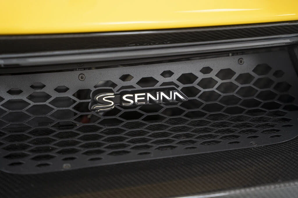 2019 McLaren Senna - Image 23 of 31