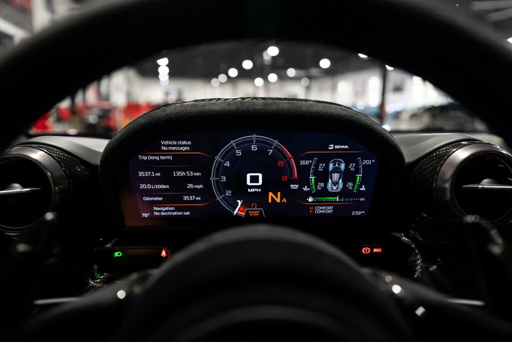 2019 McLaren Senna - Image 21 of 31