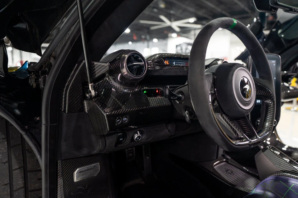 2019 McLaren Senna - Image 24 of 31