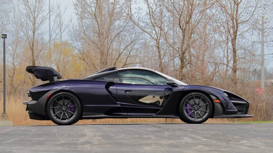 2019 McLaren Senna - Image 2 of 30