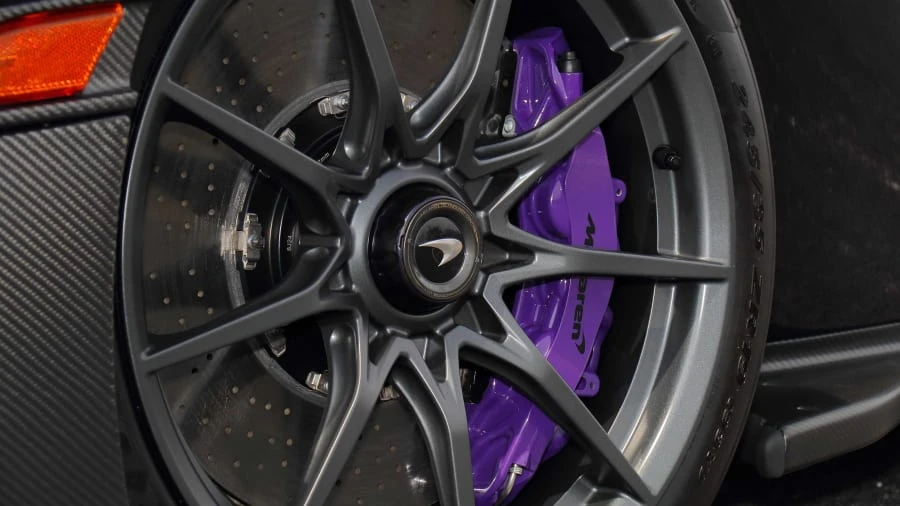 2019 McLaren Senna - Image 17 of 30