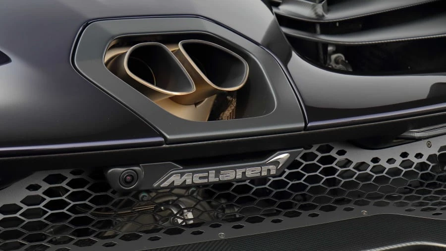 2019 McLaren Senna - Image 18 of 30