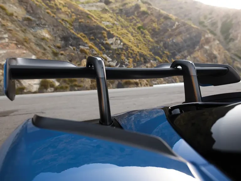 2019 McLaren Senna - Image 13 of 31